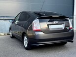 Toyota Prius-11