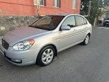 Hyundai Accent-4