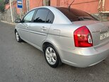 Hyundai Accent-6