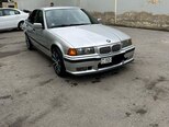 BMW 320-2