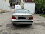 BMW 320-7