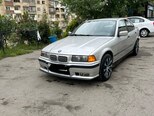 BMW 320-3