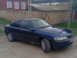 Opel Vectra-4