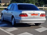 Mercedes E 240-6