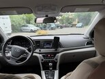 Hyundai Elantra-8