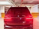 BMW X7-6