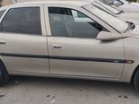Opel Vectra-15