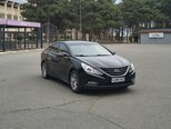 Hyundai Sonata-2