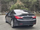 Hyundai Sonata-4