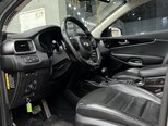 Kia Sorento-12