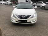 Hyundai Sonata-1
