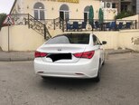 Hyundai Sonata-2
