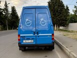 Ford Transit-17