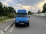 Ford Transit-13
