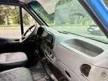 Ford Transit-8