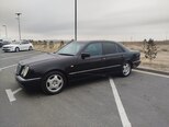 Mercedes E 240-2