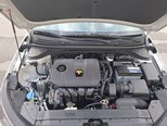 Hyundai Elantra-13