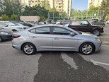 Hyundai Elantra-5