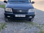 Chevrolet Niva-1