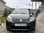 Dacia Sandero-1