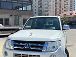 Mitsubishi Pajero-1