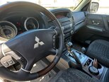 Mitsubishi Pajero-9