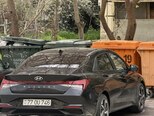 Hyundai Elantra-4