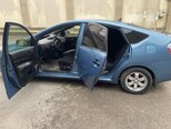 Toyota Prius-12