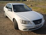 Hyundai Sonata-8