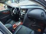 Infiniti QX70-5