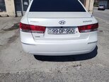 Hyundai Sonata-8