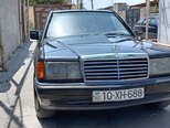 Mercedes 190-1