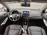 Hyundai Accent-8