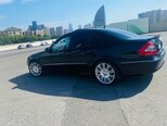 Mercedes E 220-4