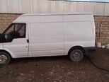 Ford Transit-9