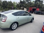 Toyota Prius-3