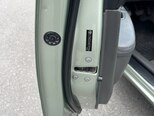 Toyota Prius-14