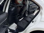 Toyota Camry-13