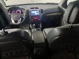 Kia Sorento-11