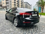 Hyundai Elantra-6