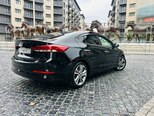 Hyundai Elantra-5