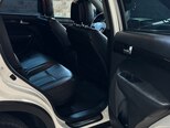 Kia Sorento-13