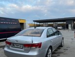 Hyundai Sonata-4