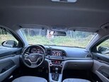 Hyundai Elantra-8