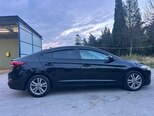 Hyundai Elantra-3