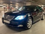 Lexus LS 600h L-1
