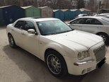 Chrysler 300C-3
