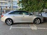 Chevrolet Cruze-12