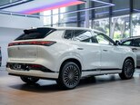 DongFeng Aeolus L8-8