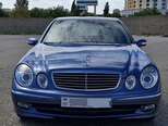 Mercedes E 220-1